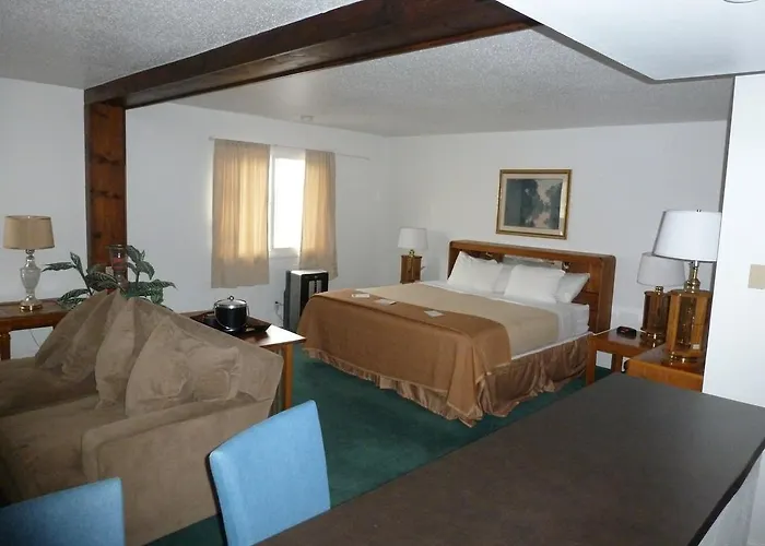 The Lodge In Springfield 3*